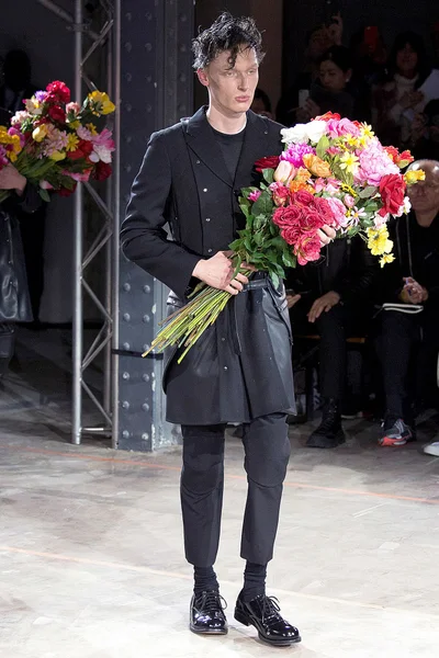 Look 34